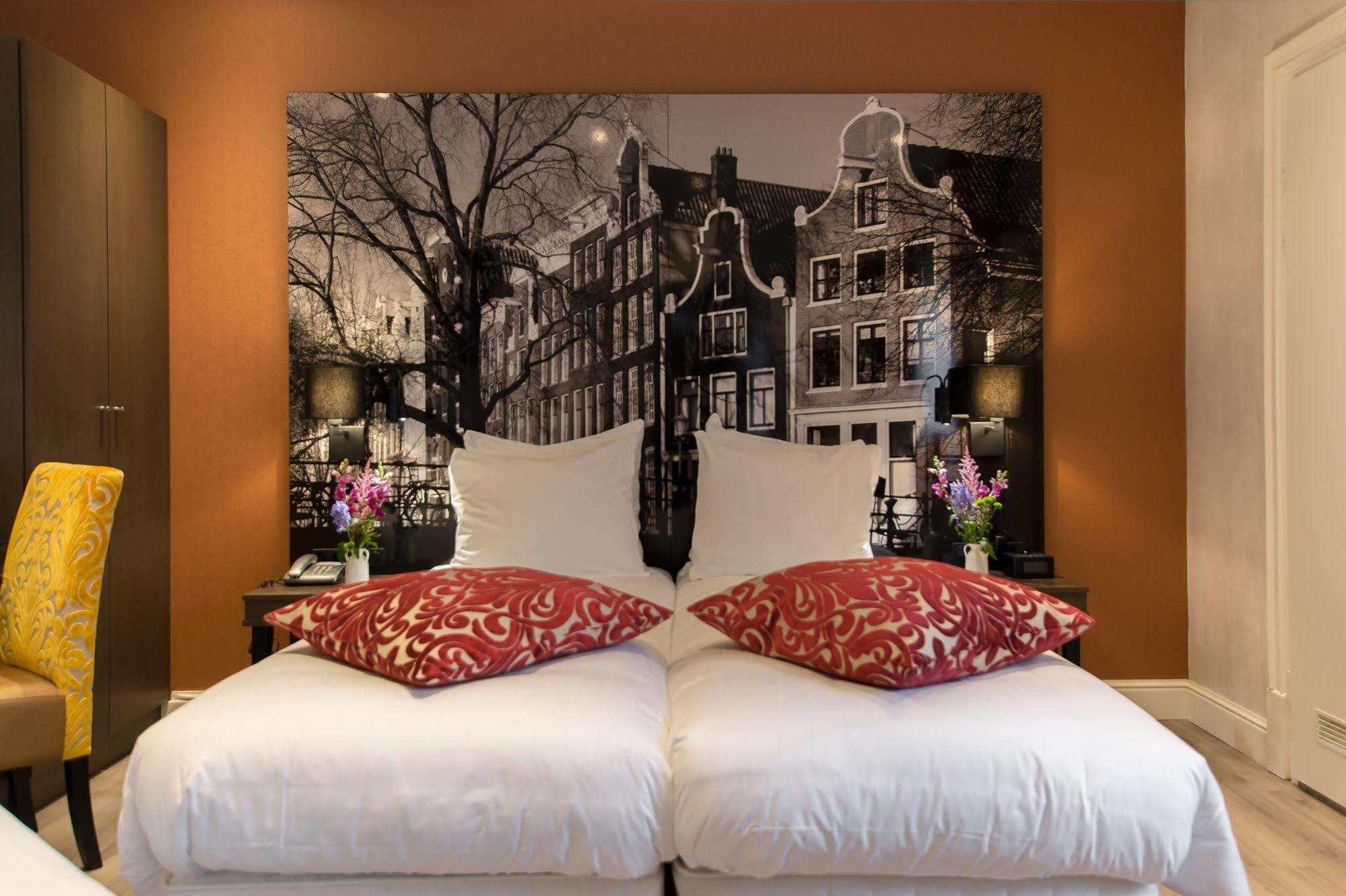 The Highlander Amsterdam Hotel Ngoại thất bức ảnh